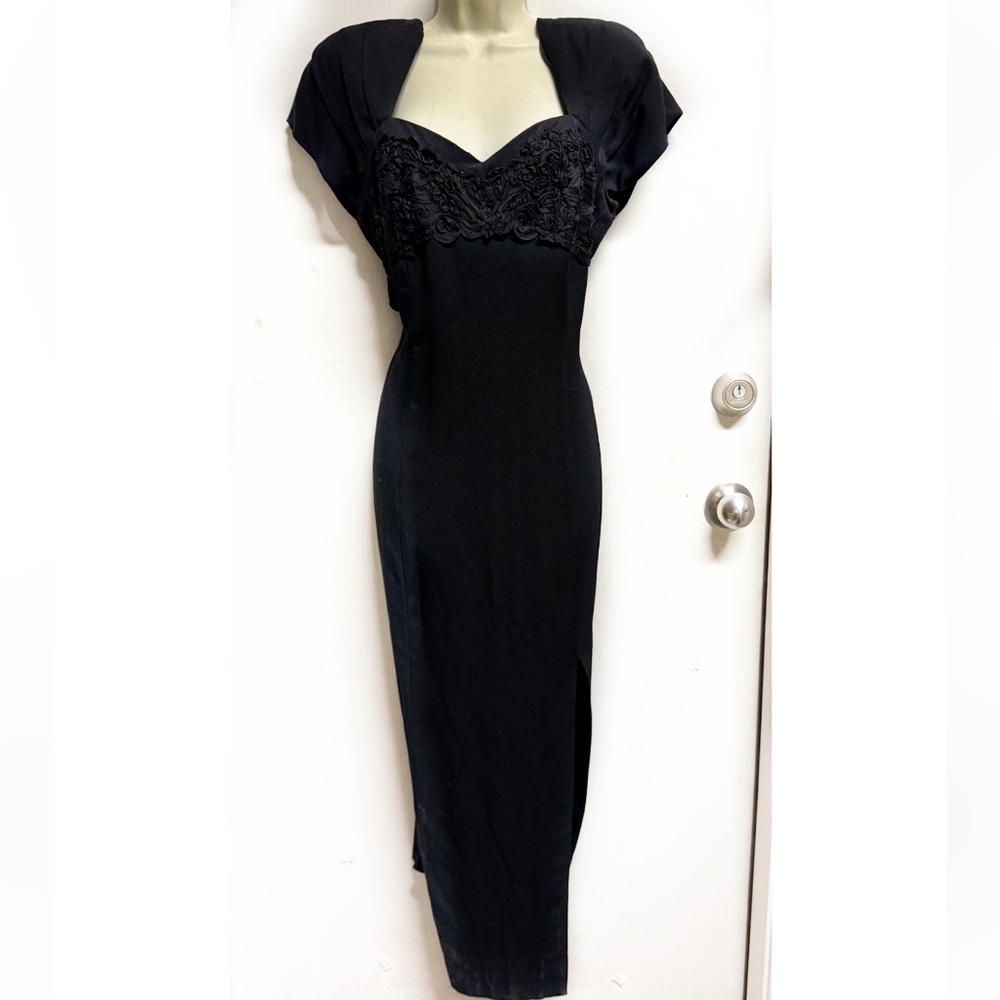 Vintage Virgo II Black Long Evening Embroidered Bust Dress 12